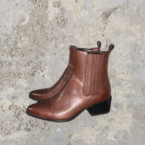 Vagabond Marja Boots in Brown